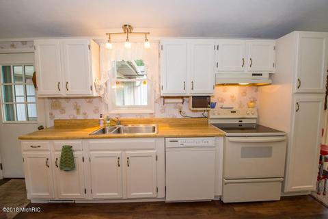 20002 Mason St, Cassopolis, MI 49031 photo 2