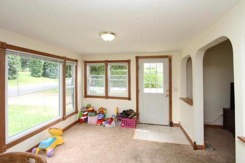954 110th Ave, Plainwell, MI 49080 photo 4