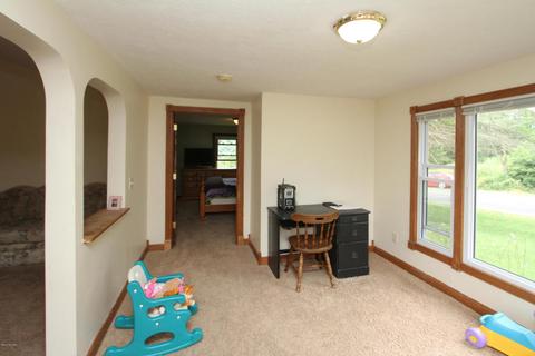 954 110th Ave, Plainwell, MI 49080 photo 3