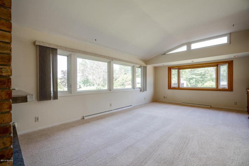  4242 Waterview Dr, Vicksburg, MI 49097 photo 9