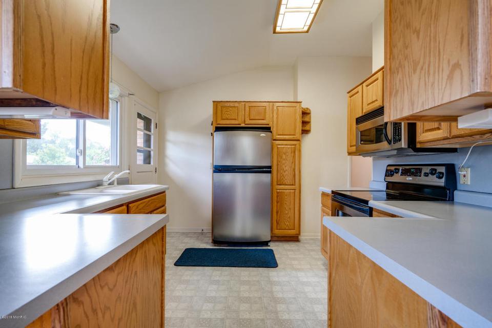  4242 Waterview Dr, Vicksburg, MI 49097 photo 14
