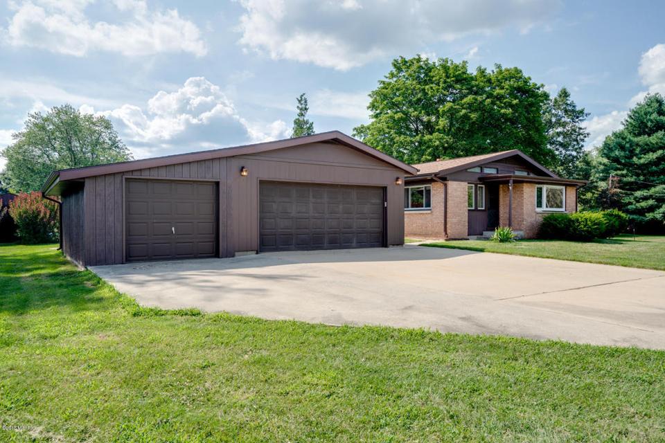  4242 Waterview Dr, Vicksburg, MI 49097 photo 3