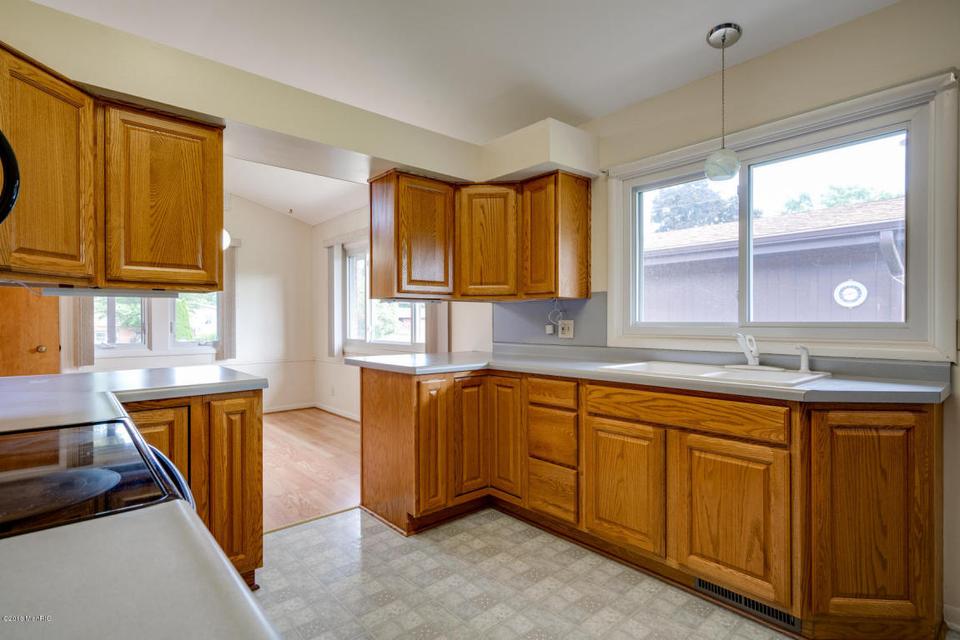  4242 Waterview Dr, Vicksburg, MI 49097 photo 16