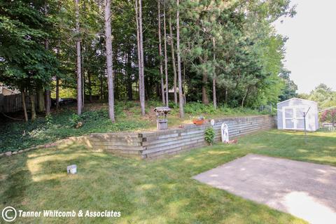 1974 Red Pine Dr, Dorr, MI 49323 photo 4