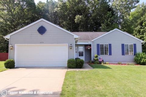 1974 Red Pine Dr, Dorr, MI 49323 photo 1