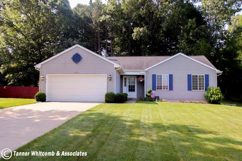 1974 Red Pine Dr, Dorr, MI 49323 photo 2