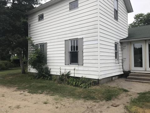 121 Locust St, Plainwell, MI 49080 photo 5