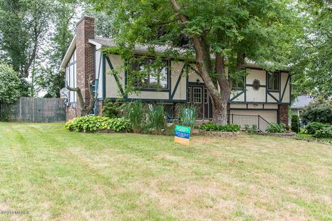 109 N Drive Dr E, Marshall, MI 49068 photo 2
