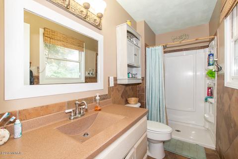 109 N Drive Dr E, Marshall, MI 49068 photo 19