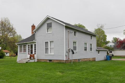 202 E North St, Tekonsha, MI 49092 photo 2