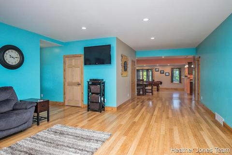 6871 W Sidney Rd, Sidney, MI 48885 photo 6