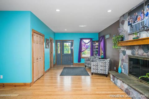6871 W Sidney Rd, Sidney, MI 48885 photo 3