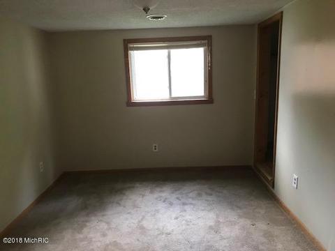 301 Potter Ave, Lansing, MI 48910 photo 7