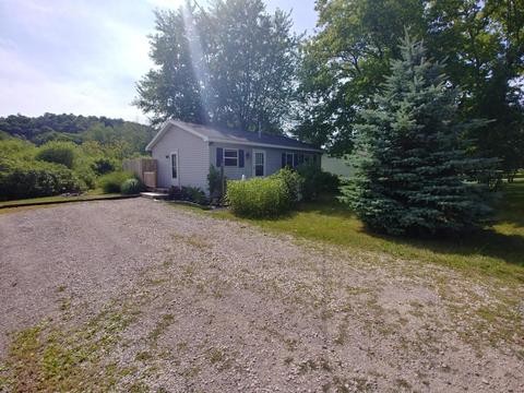 10935 Cedar St, Honor, MI 49640 photo 16