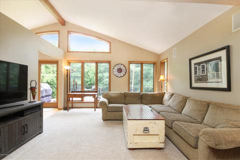 8095 Ginger Brook Ct SE, Ada, MI 49301 photo 24