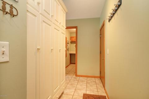 8095 Ginger Brook Ct SE, Ada, MI 49301 photo 27