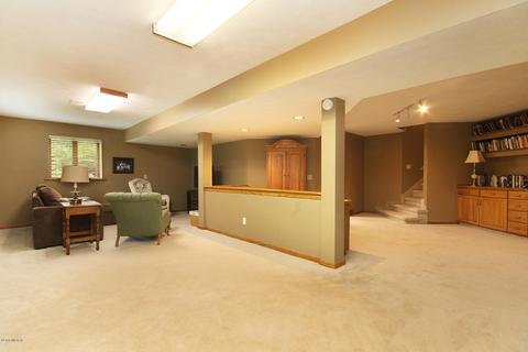 8095 Ginger Brook Ct SE, Ada, MI 49301 photo 48