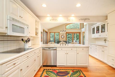 8095 Ginger Brook Ct SE, Ada, MI 49301 photo 17