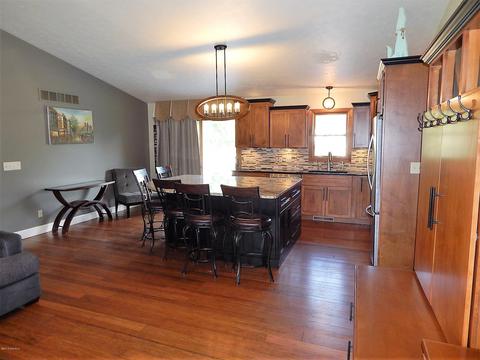 60970 Shorewood Dr, Three Rivers, MI 49093 photo 6