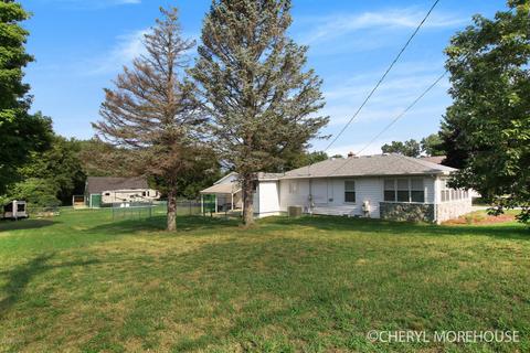 4336 17th St, Dorr, MI 49323 photo 3