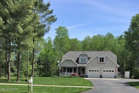 1642 Timothy St, Gladwin, MI 48624 photo 1