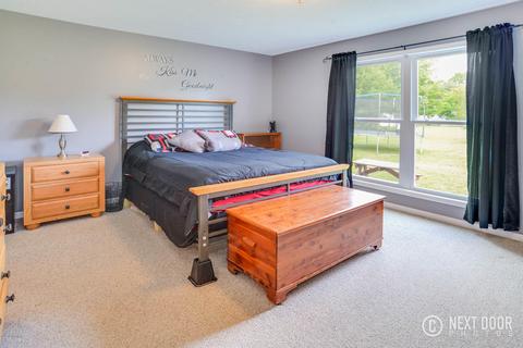 338 Maple St, Newaygo, MI 49337 photo 9