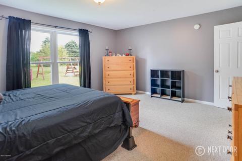 338 Maple St, Newaygo, MI 49337 photo 10
