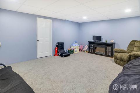338 Maple St, Newaygo, MI 49337 photo 17