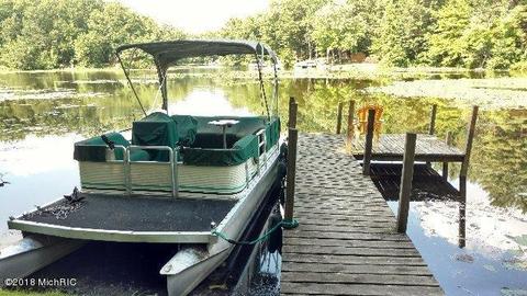 8261 Spruce Dr, Reading, MI 49274 photo 4
