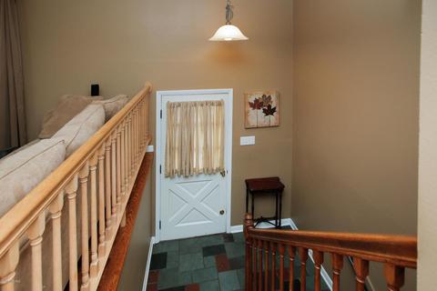 505 Forest Ct, Marshall, MI 49068 photo 4