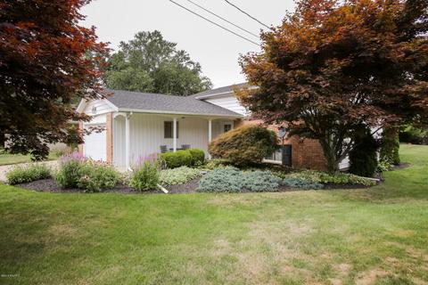 505 Forest Ct, Marshall, MI 49068 photo 2