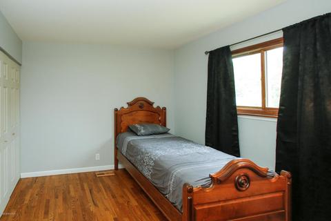 505 Forest Ct, Marshall, MI 49068 photo 13