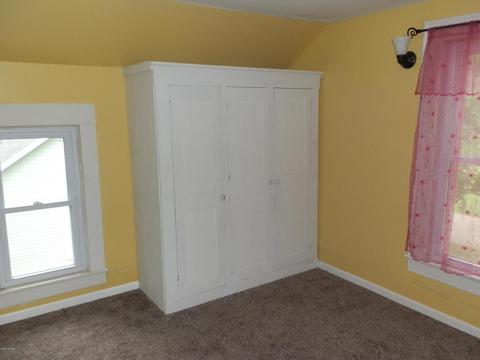 220 Cherry St, Freeport, MI 49325 photo 10
