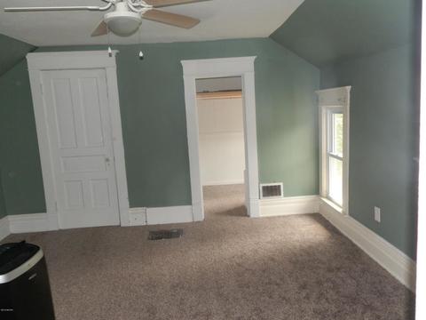 220 Cherry St, Freeport, MI 49325 photo 12