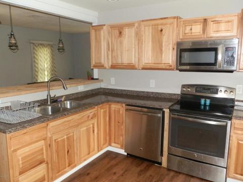 220 Cherry St, Freeport, MI 49325 photo 3