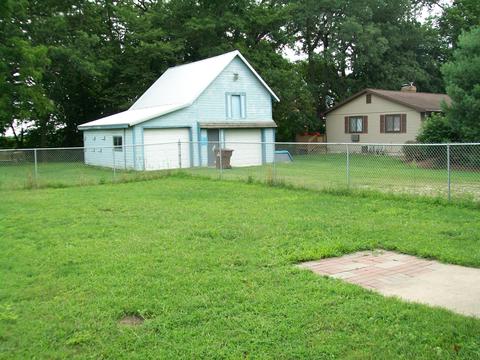 228 Irish St, Lyons, MI 48851 photo 3