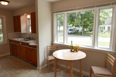 609 Keyes Dr, Parchment, MI 49004 photo 4