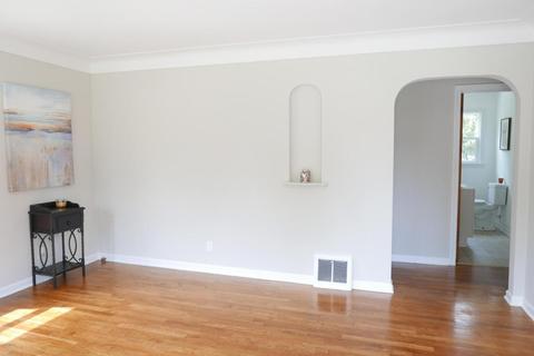 609 Keyes Dr, Parchment, MI 49004 photo 3