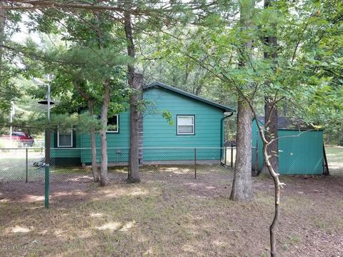2123 W 44th St, Baldwin, MI 49304 photo 4