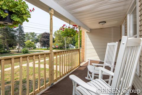 220 W May St, Belding, MI 48809 photo 3