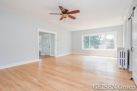 220 W May St, Belding, MI 48809 photo 7