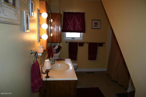 315 N Eagle St, Marshall, MI 49068 photo 10