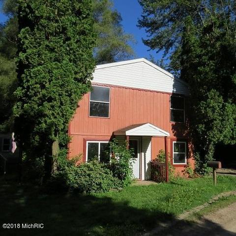 110 Sutherland Dr NW, Stanton, MI 48888 photo 1