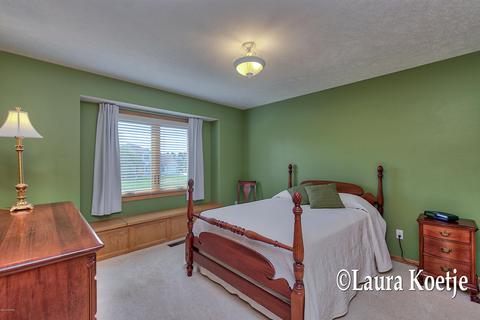 1069 Corvette Dr, Jenison, MI 49428 photo 35