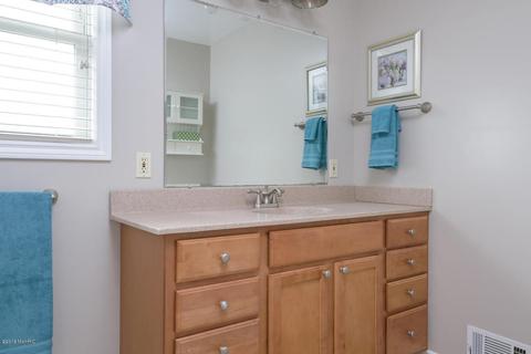 668 Edward Dr, Plainwell, MI 49080 photo 20