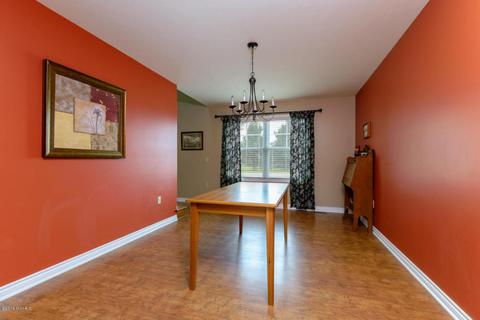 668 Edward Dr, Plainwell, MI 49080 photo 15