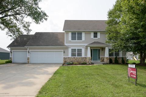 668 Edward Dr, Plainwell, MI 49080 photo 2