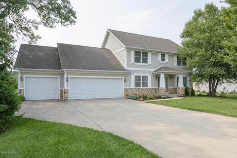 668 Edward Dr, Plainwell, MI 49080 photo 1