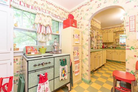 803 N Main St, Plainwell, MI 49080 photo 16