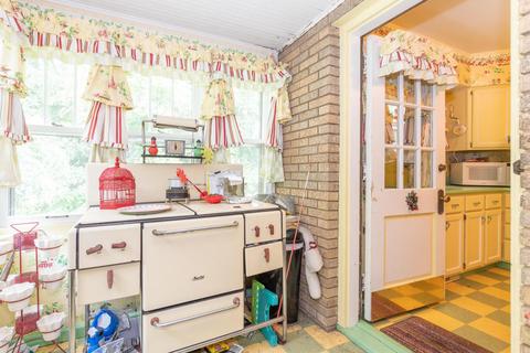 803 N Main St, Plainwell, MI 49080 photo 14